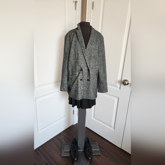 J. McLaughlin Women's Wool Blend Blazer Size 12 - Picture 6 of 10